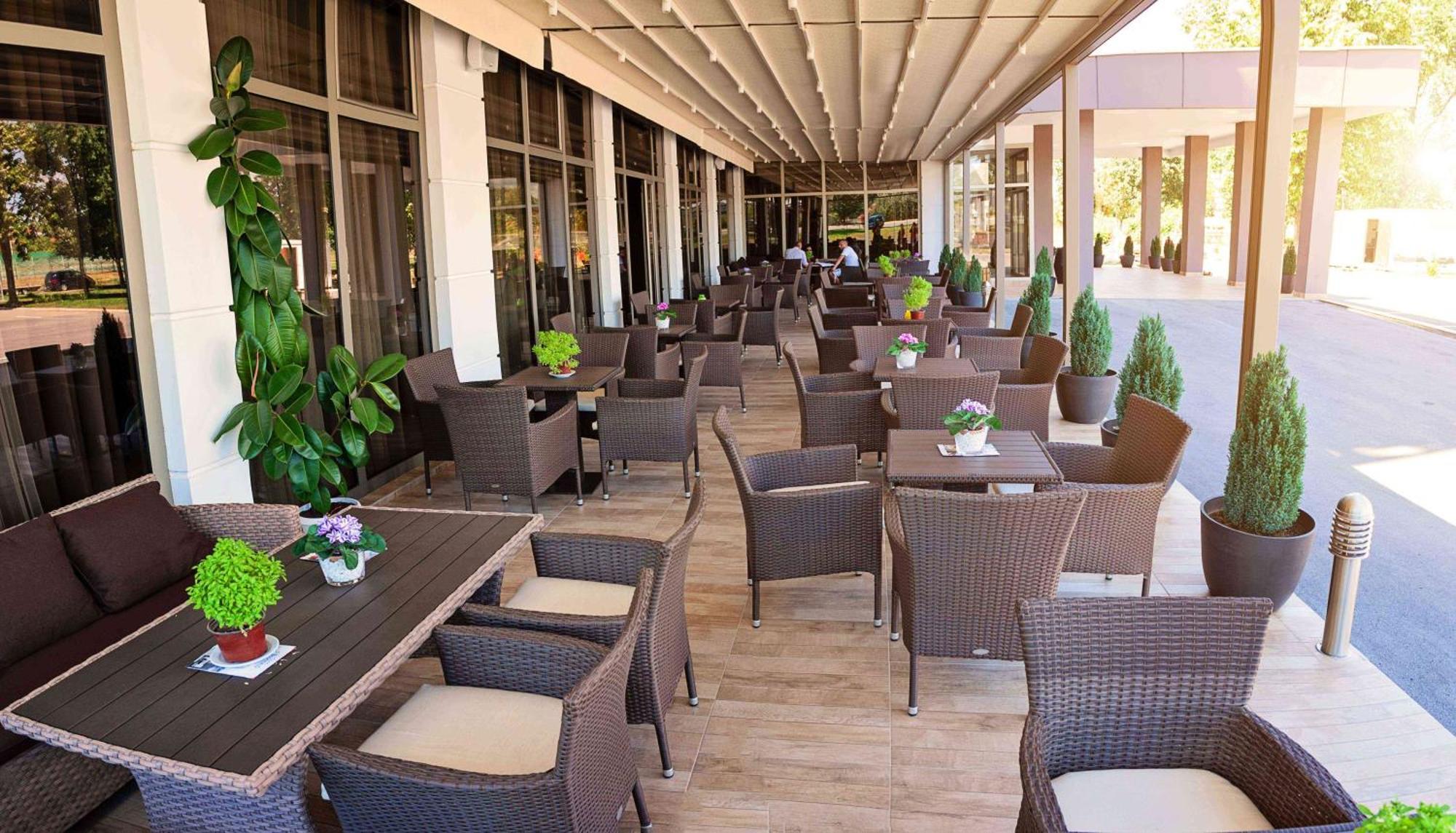 Bosphorus Hotel Aleksinac Esterno foto